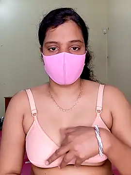 Rose-luckey online show from December 2025 12:33:02 PM