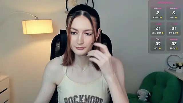 EasterBlink online show from November 2025 10:58:01 AM