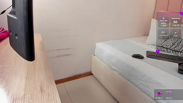 vanesa reel online show from November 2025 04:53:01 PM