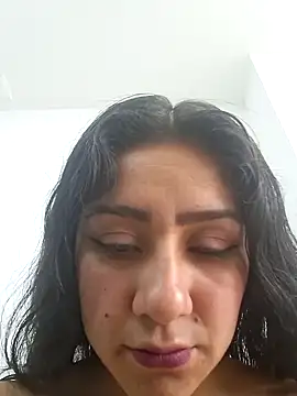 Snapshot of CAROLINE__07 chatting on November 2025 12:29:02 PM CAROLINE 07 online show from November 2025 12:29:02 PM