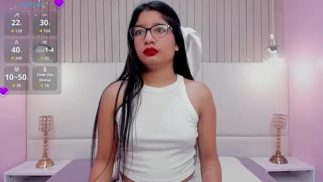 Snapshot of MelanyWayne_ chatting on June 2026 12:00:02 PM MelanyWayne online show from June 2026 12:00:02 PM