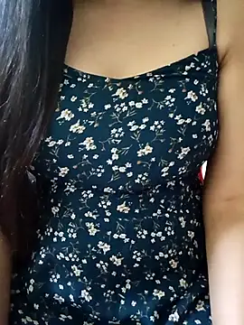 Snapshot of Quinn_Bebo chatting on November 2025 09:20:01 AM Quinn Bebo online show from November 2025 09:20:01 AM