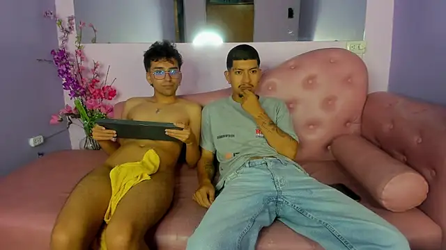 AxelAndJeremy online show from September 2025 03:29:01 AM