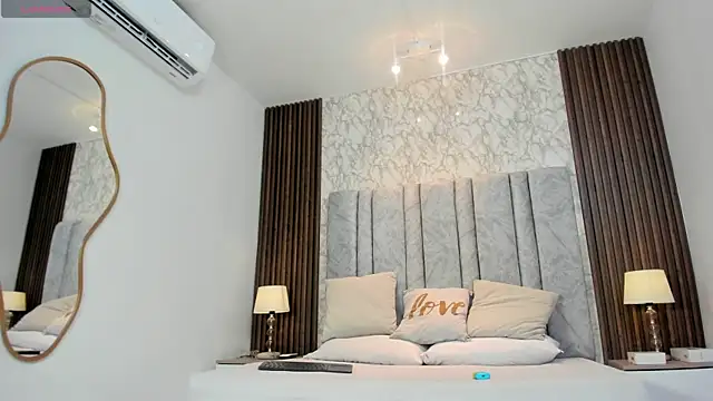 Miagomezx online show from October 2025 06:26:02 PM