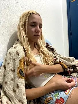 Bruna551 online show from November 2025 03:18:02 AM