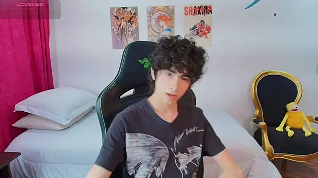Nude Boy18 online show from July 2026 12:39:02 AM