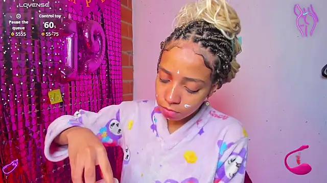 Snapshot of yumi_hanna chatting on September 2025 09:41:02 PM yumi hanna online show from September 2025 09:41:02 PM