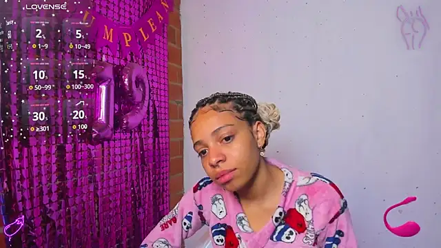 Snapshot of yumi_hanna chatting on October 2025 07:45:02 PM yumi hanna online show from October 2025 07:45:02 PM