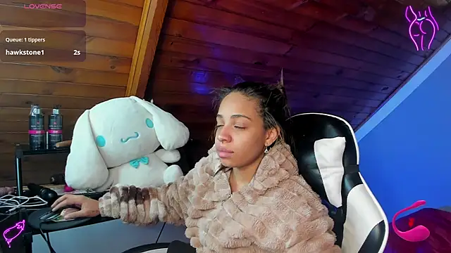 yumi hanna online show from January 2026 12:46:02 AM