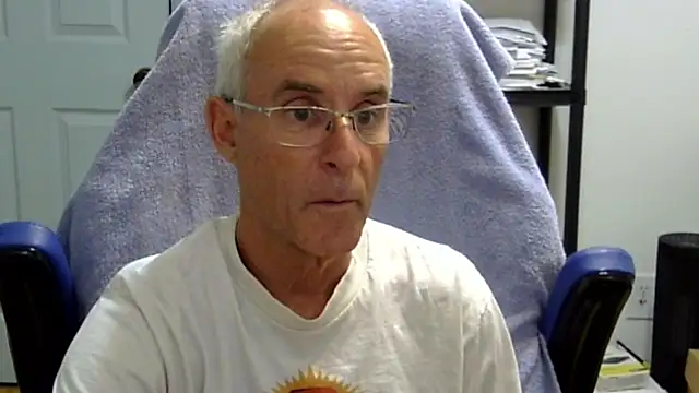 funone1999 online show from September 2025 12:47:02 AM