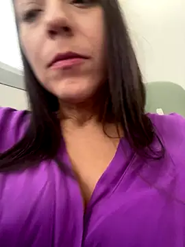 Snapshot of lucioliveira chatting on October 2025 03:10:01 PM lucioliveira online show from October 2025 03:10:01 PM