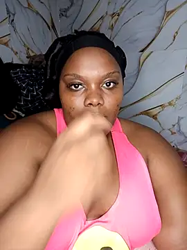 Snapshot of chubbybbw18 chatting on April 2026 08:22:01 PM chubbybbw18 online show from April 2026 08:22:01 PM