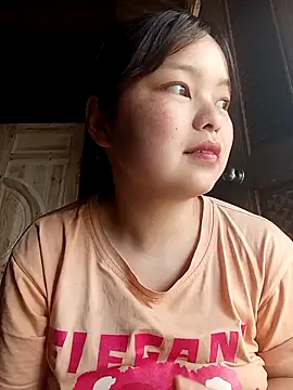 XoiXoi232 online show from February 2026 03:47:01 AM