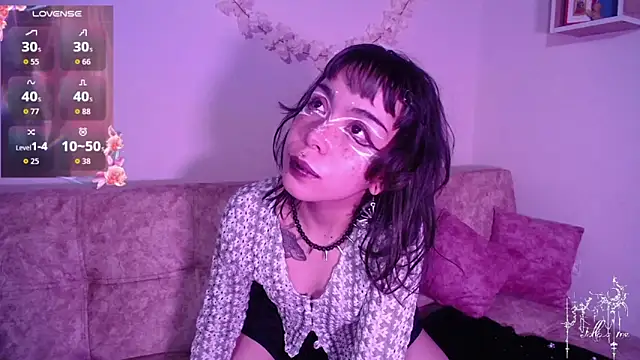 dark  nymph online show from November 2025 06:53:02 PM