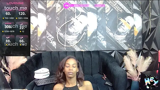 Lilmisbaddyxxx online show from November 2025 04:51:02 PM