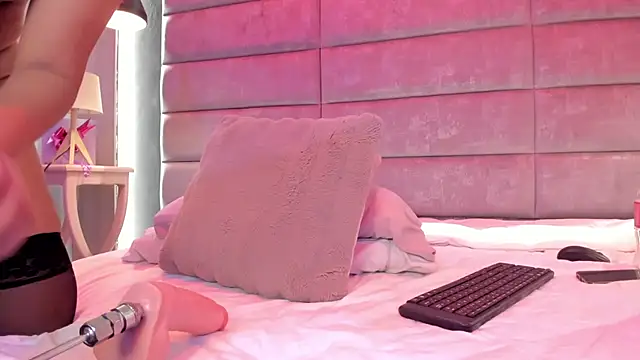 SophiieEvanss online show from November 2025 05:17:01 AM