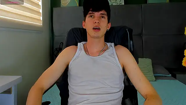 Jheampiiero online show from March 2026 08:52:01 PM