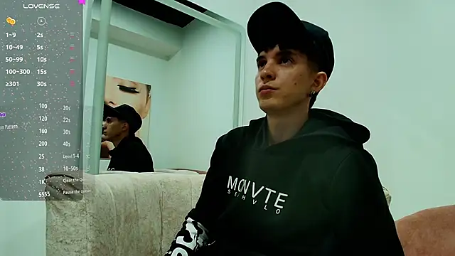 Jheampiiero online show from April 2026 09:39:01 PM