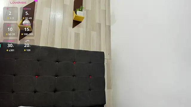 Kloeh Star online show from November 2025 07:47:01 PM