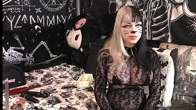 Paige Turner online show from October 2025 01:09:02 AM