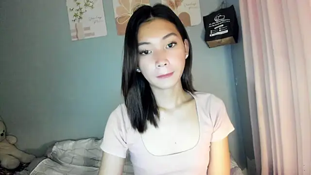 Snapshot of Anne_the_virgin chatting on January 2026 01:08:01 AM Anne the virgin online show from January 2026 01:08:01 AM