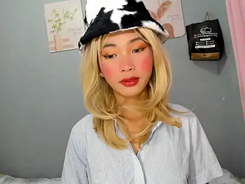 Snapshot of Anne_the_virgin chatting on February 2026 03:57:02 AM Anne the virgin online show from February 2026 03:57:02 AM