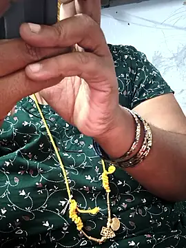 TAMIL ELAKKIYA online show from February 2026 01:32:02 PM