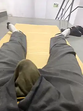 hotboy43339 online show from November 2025 05:14:01 PM