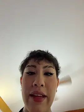 ZahaRose online show from November 2025 10:56:02 PM