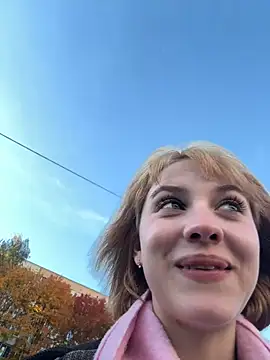 Only April online show from October 2025 01:42:02 PM