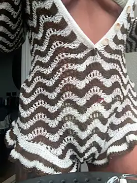Snapshot of BELLABLACKXUK chatting on July 2026 12:14:01 PM BELLABLACKXUK online show from July 2026 12:14:01 PM