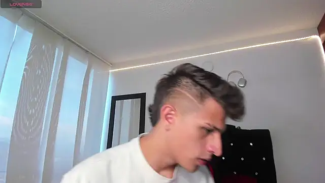 kevin ahss online show from November 2025 10:21:02 PM