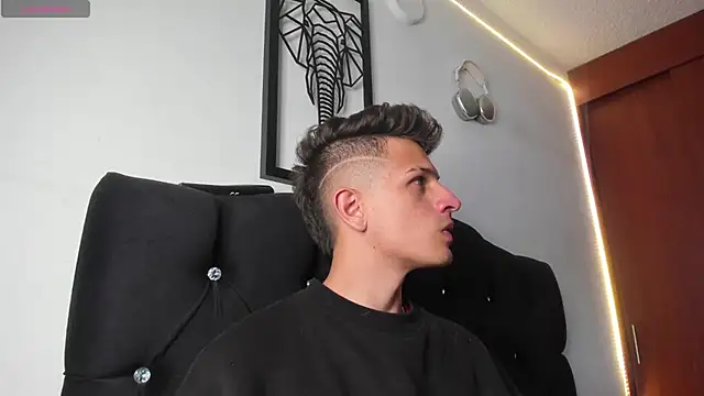 kevin ahss online show from November 2025 10:09:01 PM