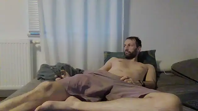 XLBarehengst online show from December 2025 02:48:01 PM