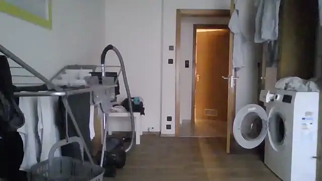 XLBarehengst online show from March 2026 06:03:01 AM