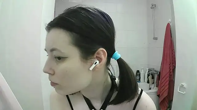 EdlinEngelby online show from October 2025 03:43:01 PM