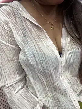 Snapshot of Naughty-Kamini chatting on October 2025 05:24:02 PM Naughty-Kamini online show from October 2025 05:24:02 PM