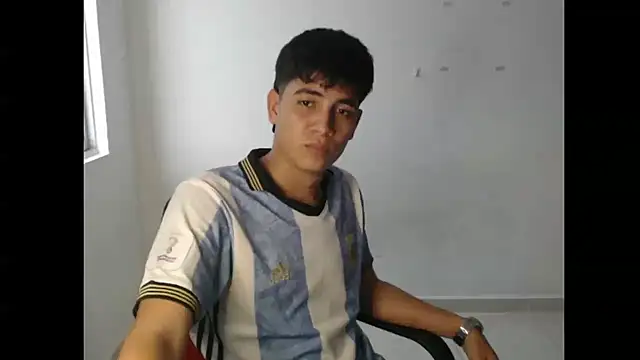 maximo gomez online show from September 2025 10:02:02 PM