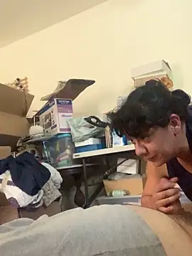 shakeweight online show from October 2025 06:03:01 PM