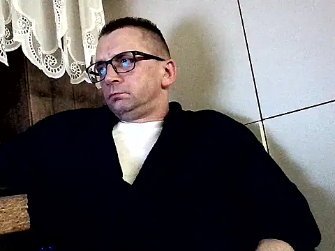 Snapshot of bajka760 chatting on November 2025 05:29:01 AM bajka760 online show from November 2025 05:29:01 AM