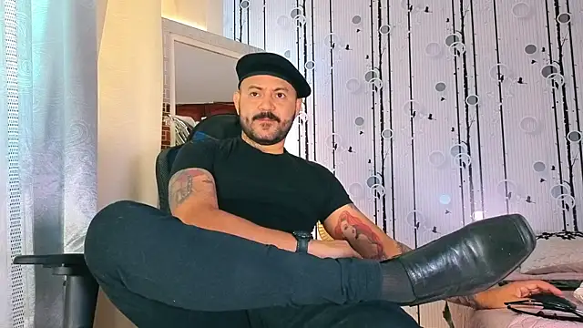 AlphaDrip online show from November 2025 12:17:01 PM