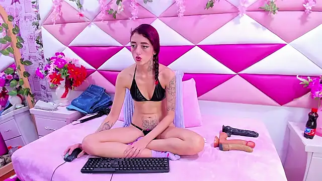  Maleja 19  online show from October 2025 03:14:01 AM