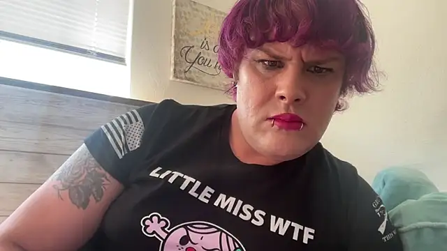 Julietserenity online show from October 2025 08:00:02 PM