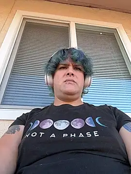 Julietserenity online show from November 2025 09:58:01 PM