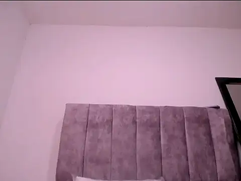 Snapshot of Luciana_hardmand chatting on September 2025 03:23:02 PM Luciana hardmand online show from September 2025 03:23:02 PM