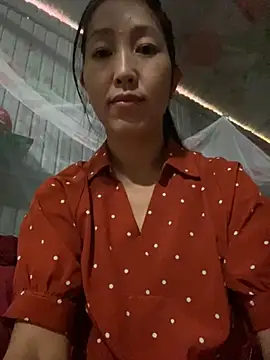 Snapshot of Huong-Ly chatting on October 2025 03:45:01 AM Huong-Ly online show from October 2025 03:45:01 AM