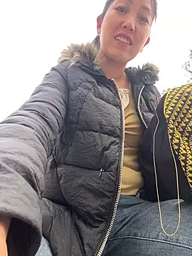 Huong-Ly online show from January 2026 02:17:01 AM