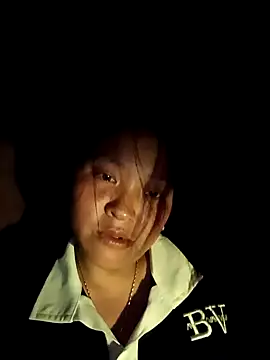 MuiNay online show from December 2025 01:39:01 PM