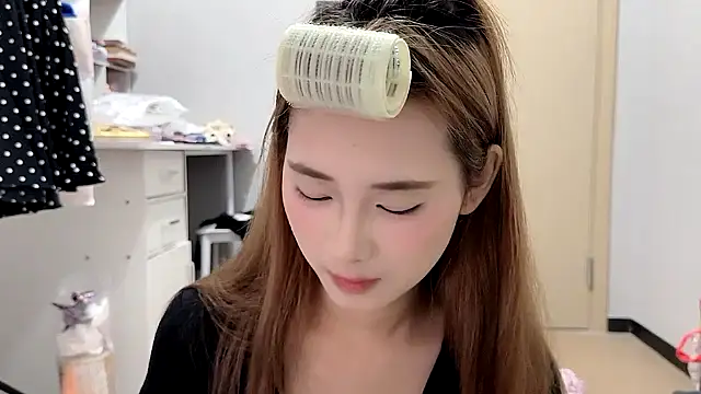 Ann-cookie online show from December 2025 03:10:01 PM