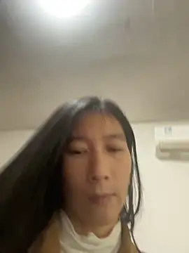 crhong666 online show from November 2025 11:57:02 PM